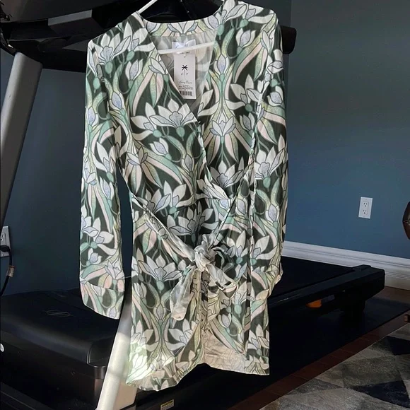 Kenny Flowers Queen Street Wrap Dress NWOT - Picture 4 of 8